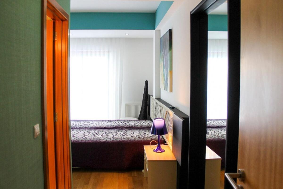 Apartamentos Costa De Ouro T2-Marina De アルブフェイラ エクステリア 写真