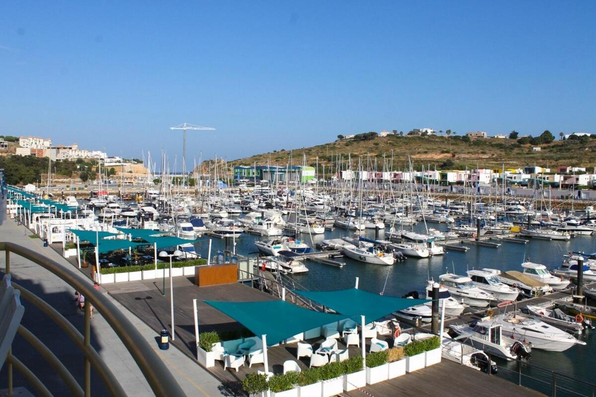 Apartamentos Costa De Ouro T2-Marina De アルブフェイラ エクステリア 写真